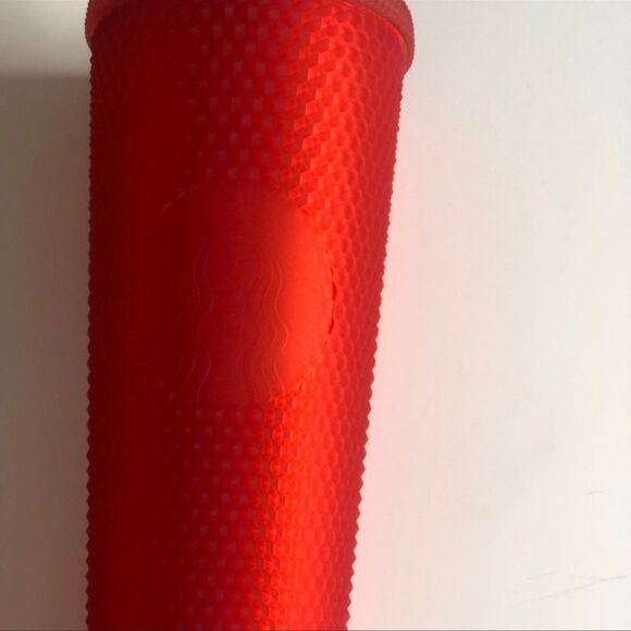 STARBUCKS STUDDED RED MATTE SOFT TOUCH VENTI RARE! HTF! 2020 - Picture 4 of 7